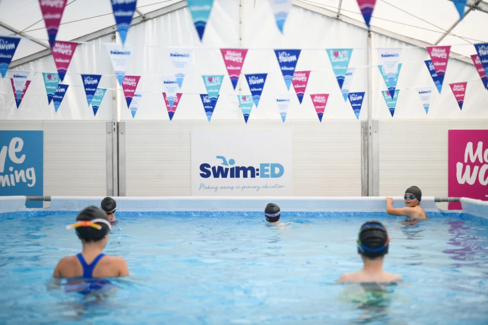 Swim:ED pool showing primary school swimming lessons and water safety education in Wiltshire, Swindon and North Somerset. The school swimming programme with a portable swimming pool.